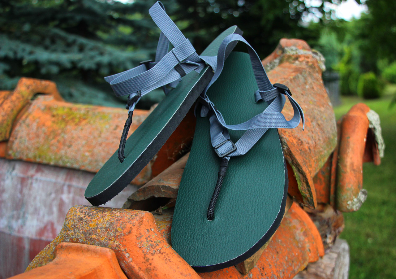 Barefoot sandále Labky, vyrobené na Slovensku, tmavozelená podrážka, sivý popruh