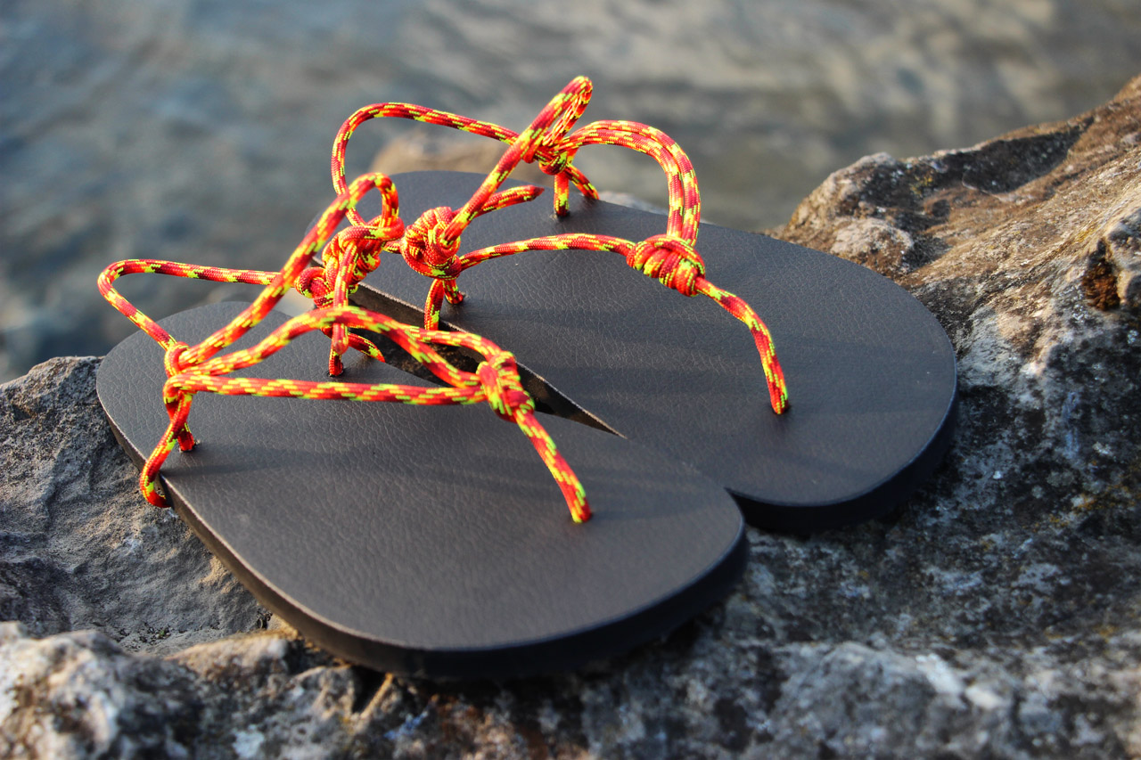 Barefoot sandále Labky, ručne vyrobené na Slovensku, paracord fireball