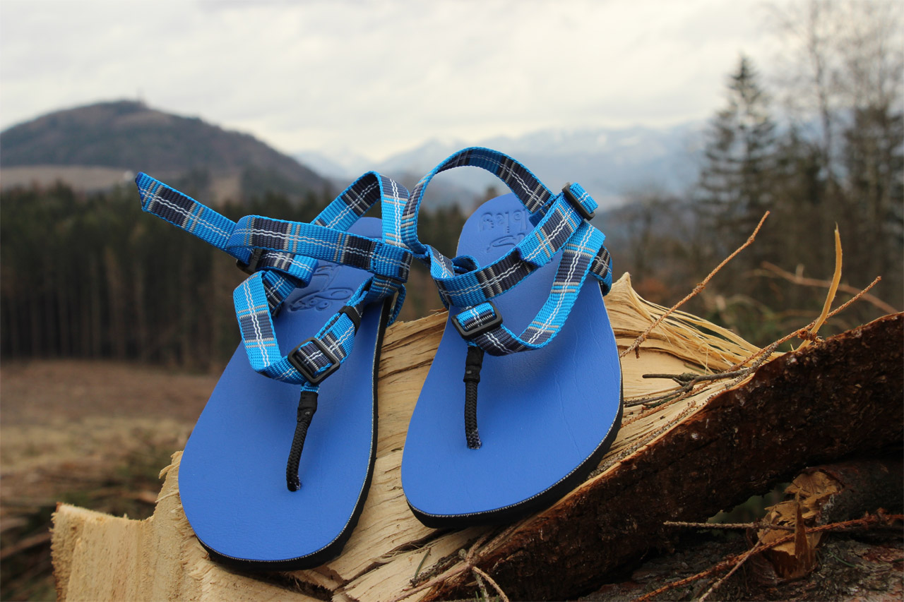 Barefoot sandále Labky, modrý károvaný popruh, modrá podrážka